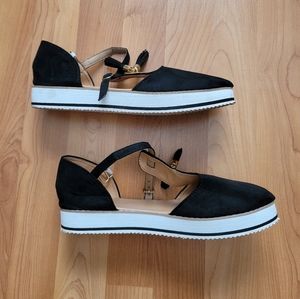 Caslon Women's Sz 8 Black Sandals Ankle Strap Round Toe Foam Platform Wedge Shoe